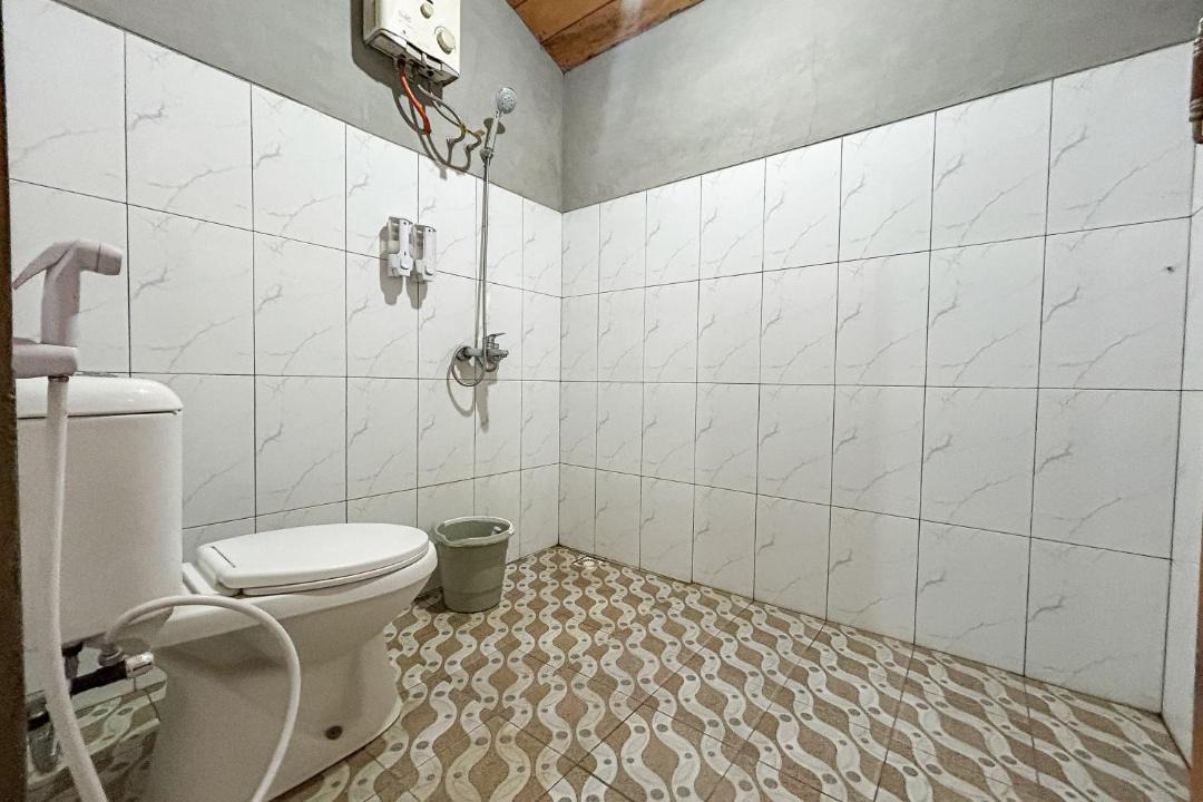 Photo of Bathroom in Cisurupan