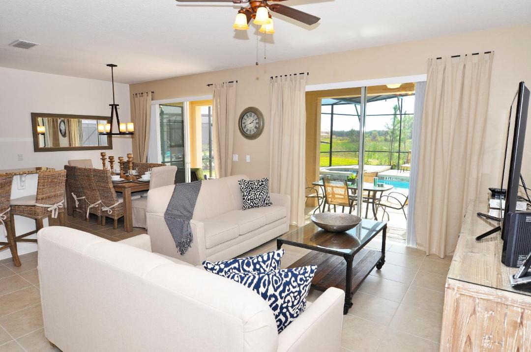 Photo of Livingroom in Loughman