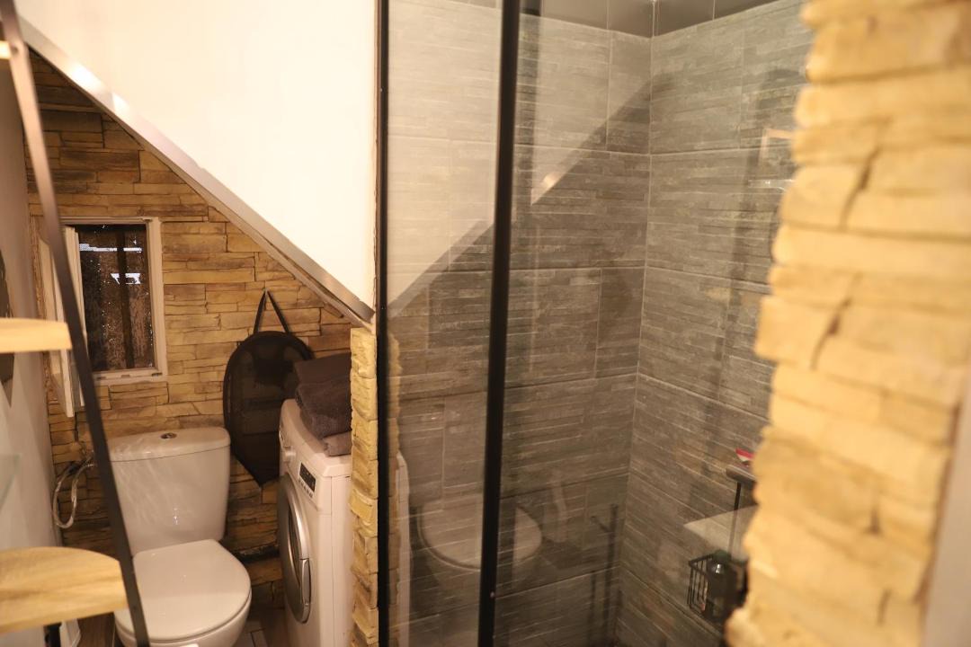 Photo of Bathroom in Saint-Roch