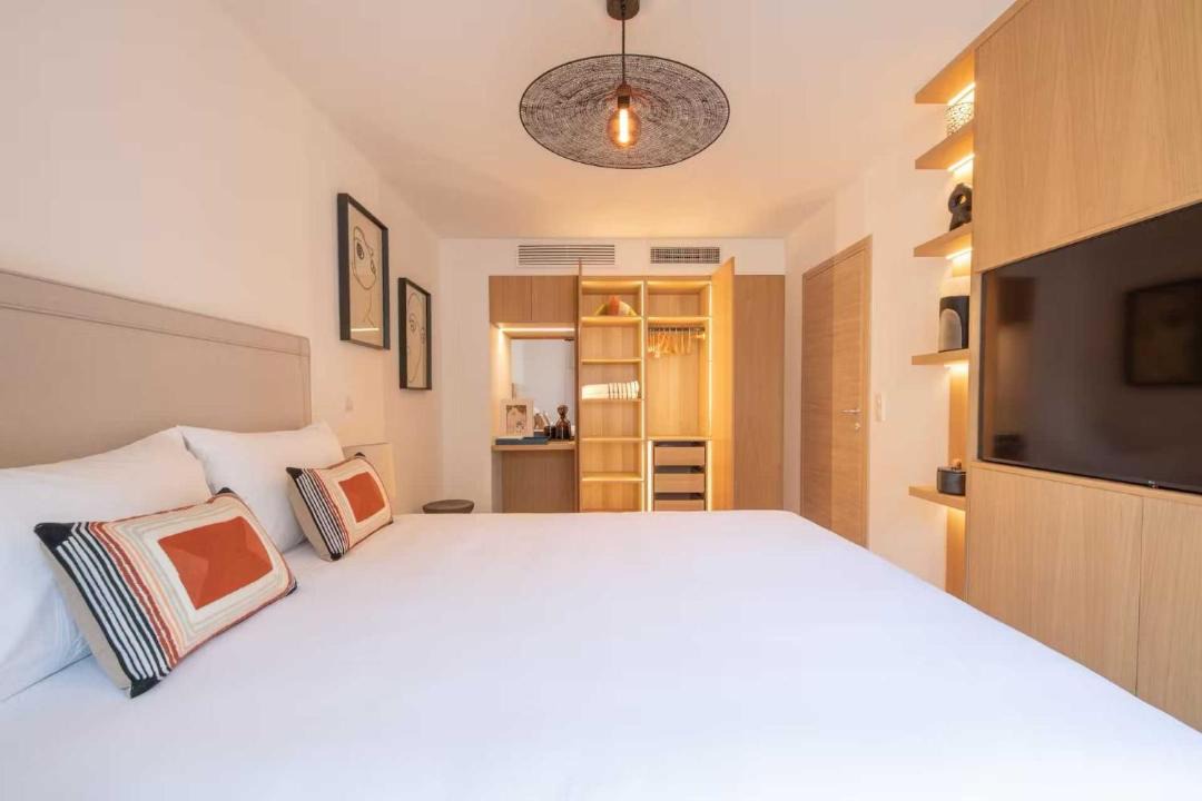 Photo of Bedroom in Saint-Tropez City Centre