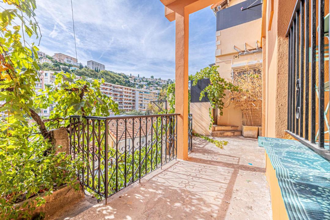 Photo of Patio Balcony in La Madeleine