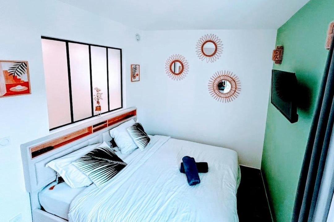 Photo of Bedroom in Les Baumettes