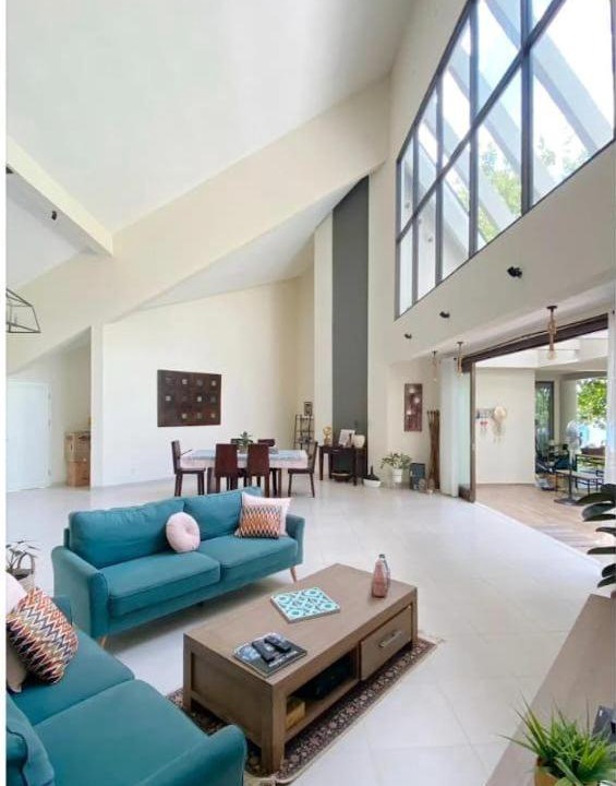 Photo of Livingroom in Salahutu