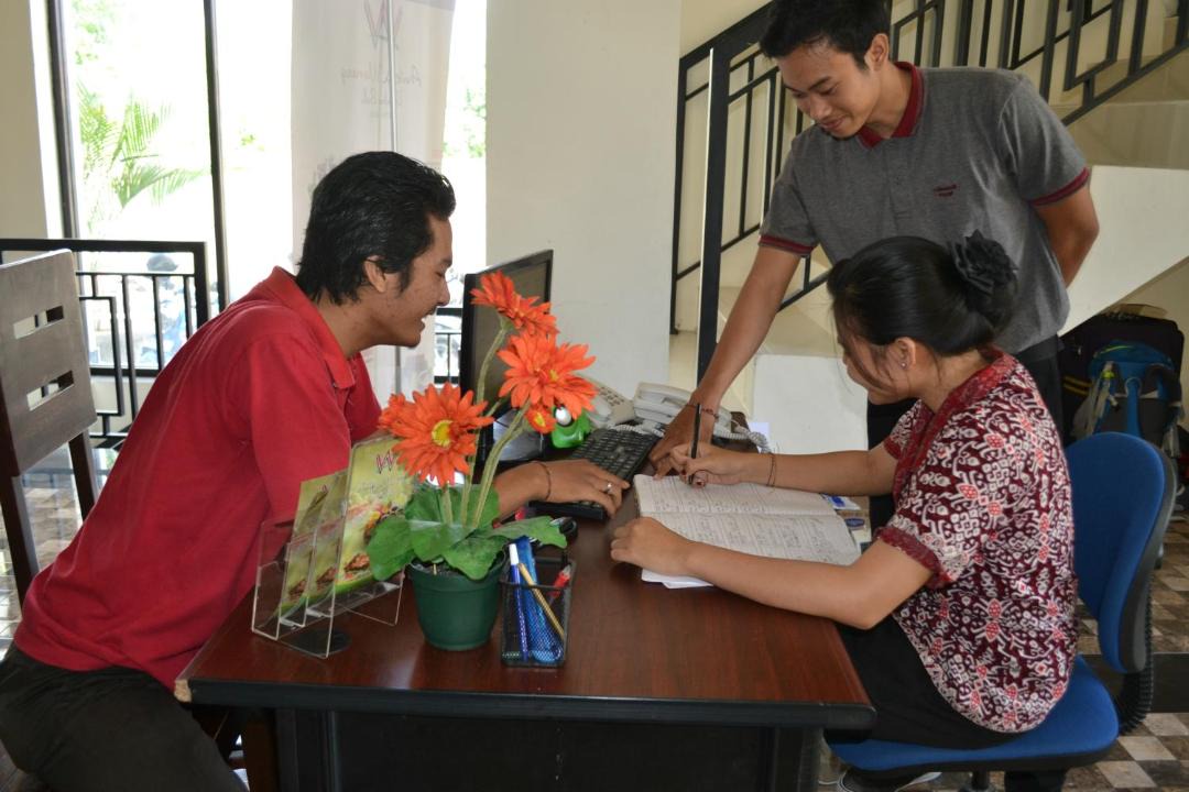 Photo of Human In Picture in Tuban