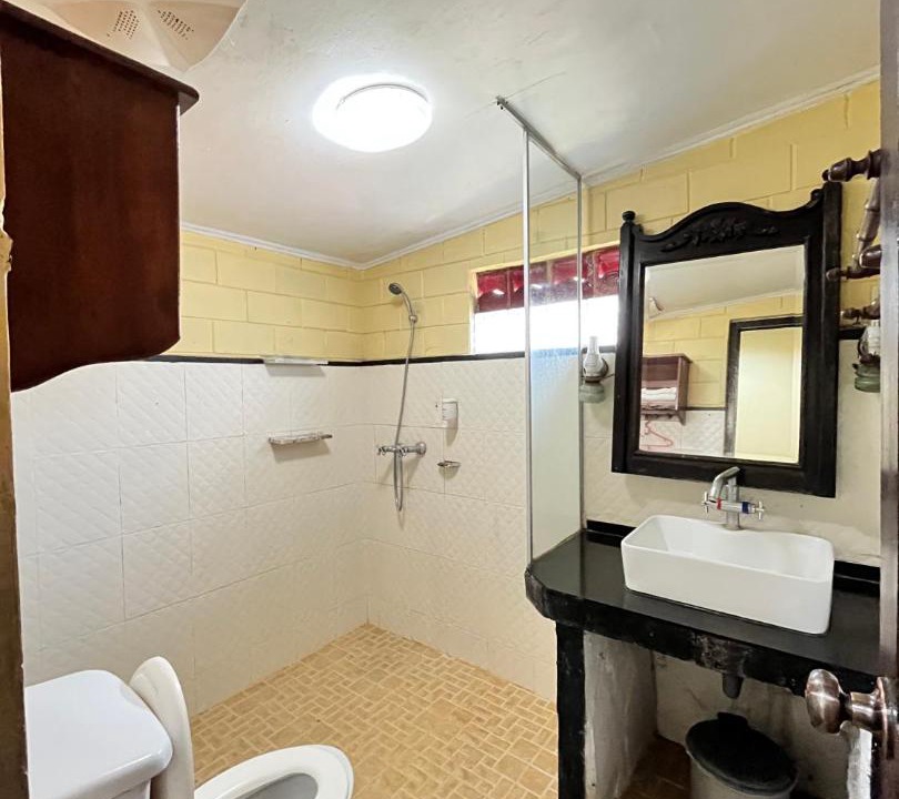 Photo of Bathroom in Ambarawa