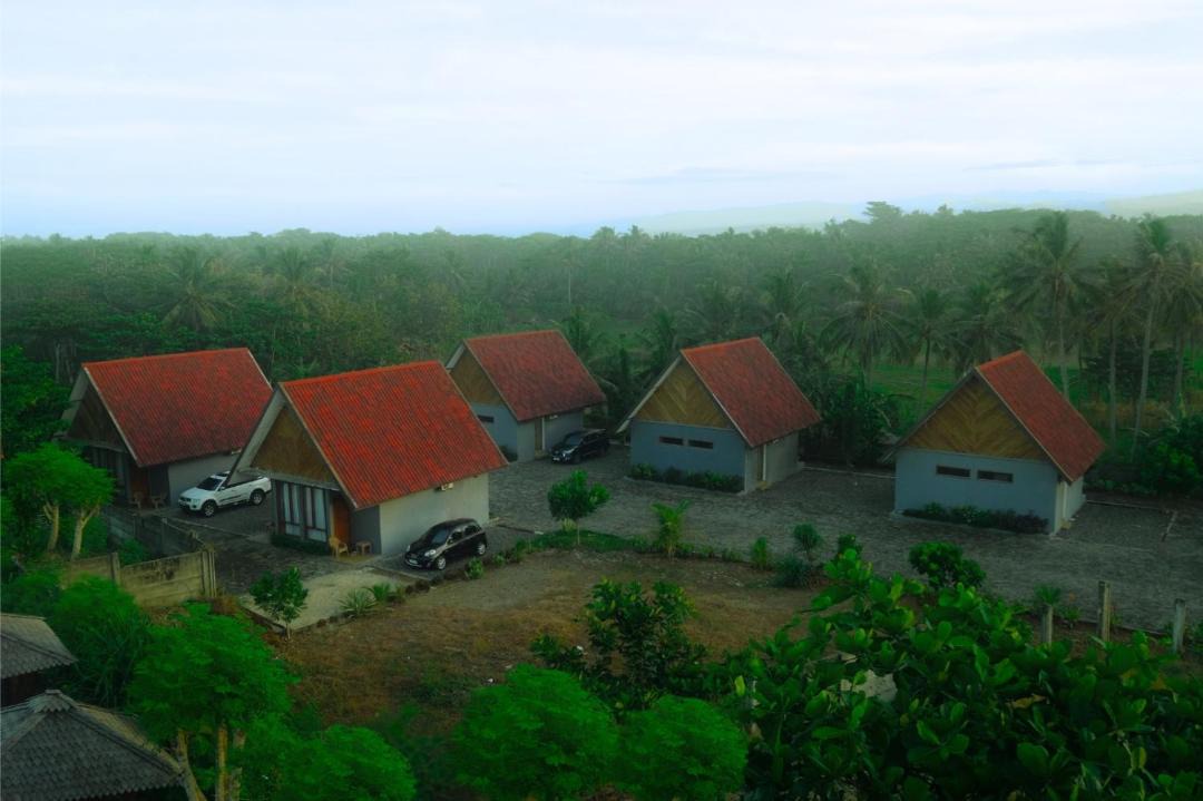 Photo of Buildings in Pameungpeuk