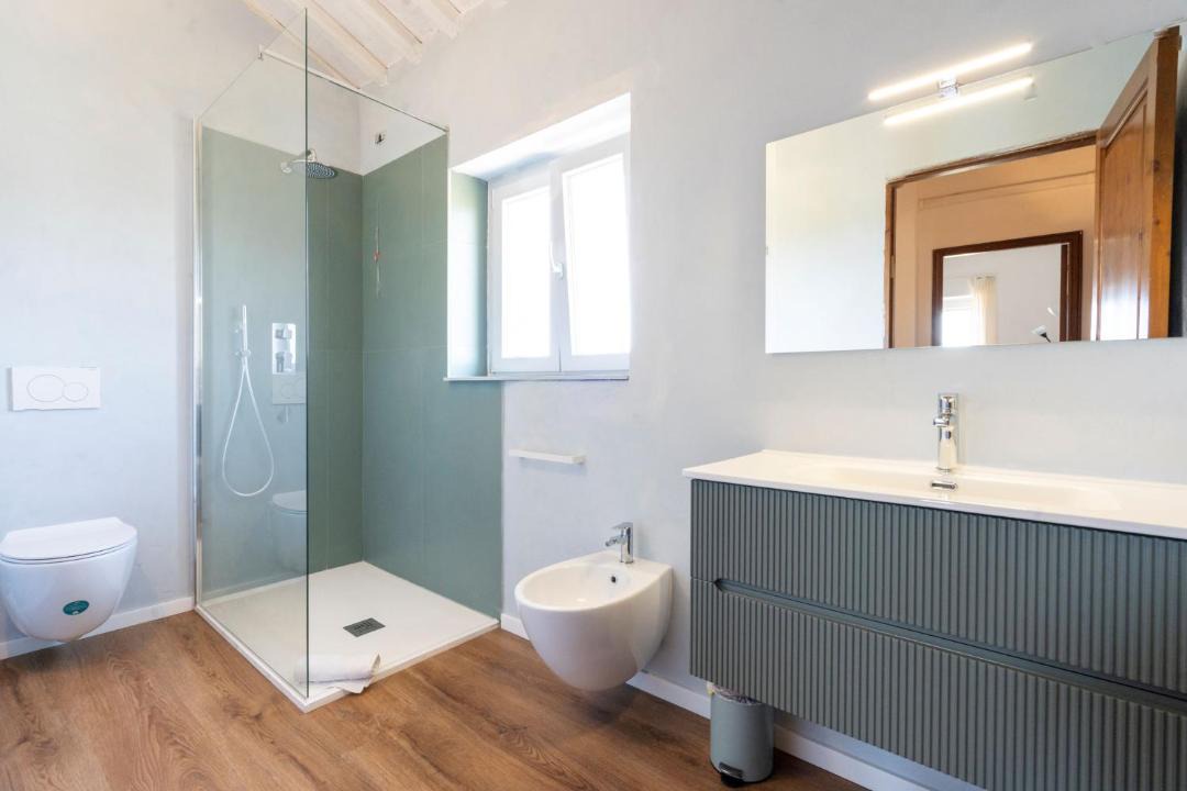 Photo of Bathroom in Lajatico