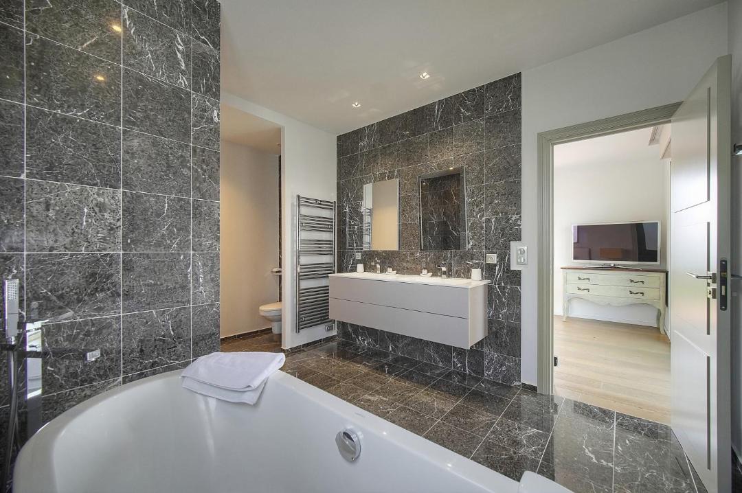 Photo of Bathroom in La Croix des Gardes