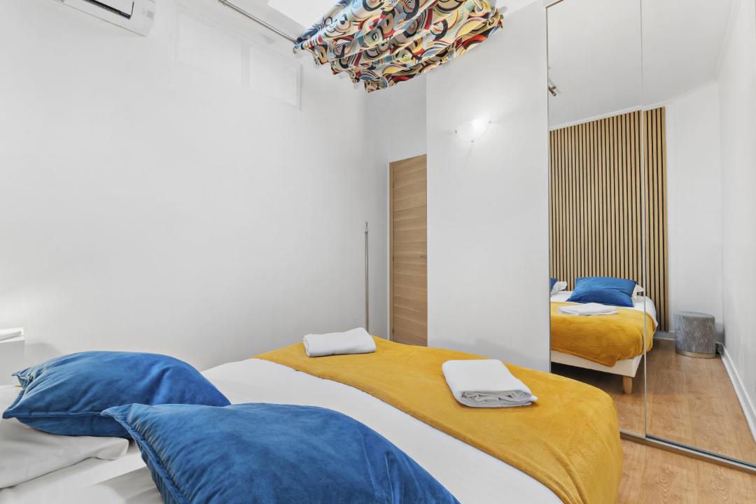 Photo of Bedroom in Cannes City Centre