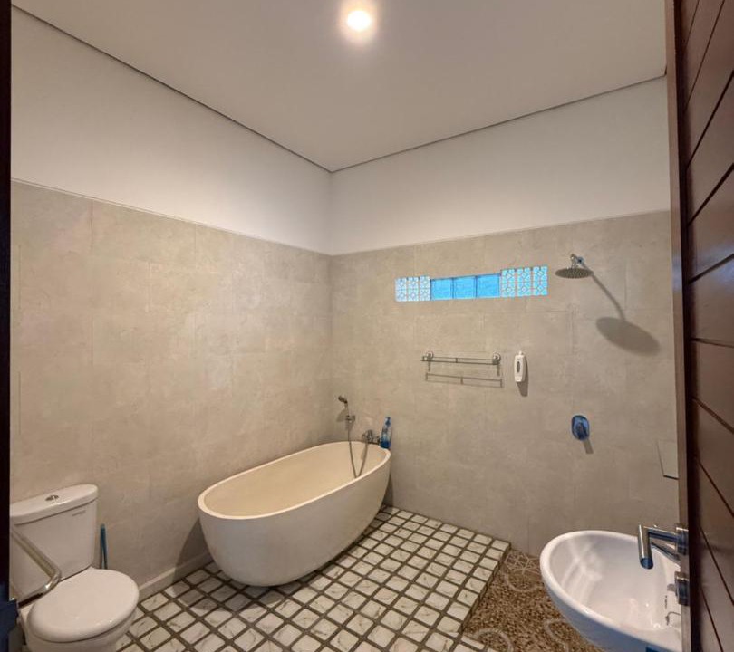 Photo of Bathroom in Sayan