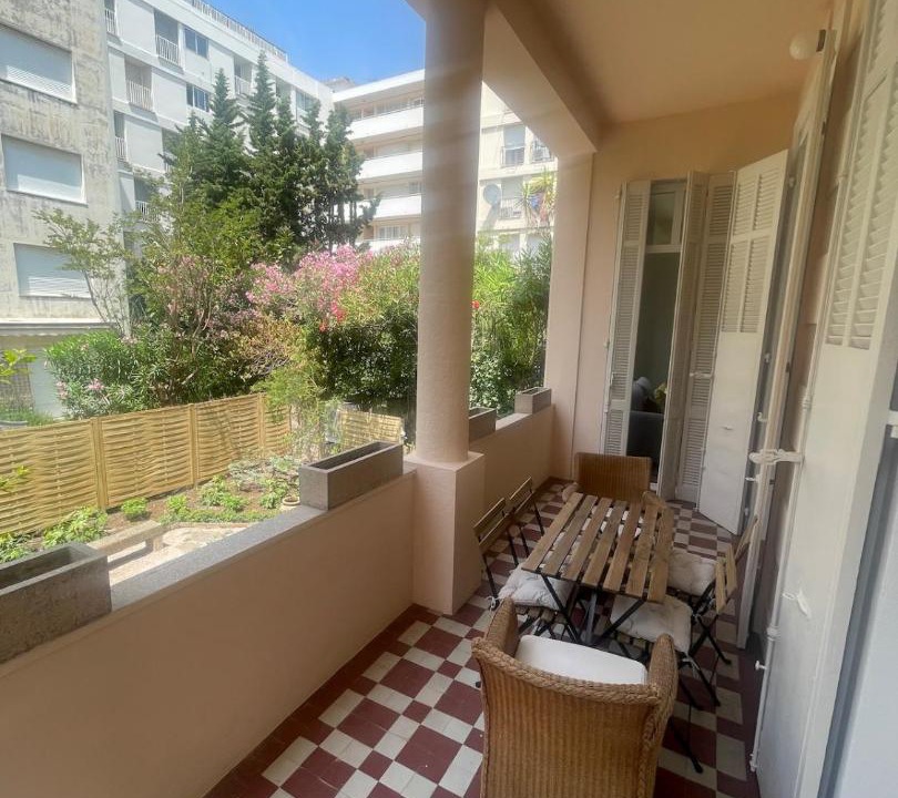 Photo of Patio Balcony in Pointe Croisette