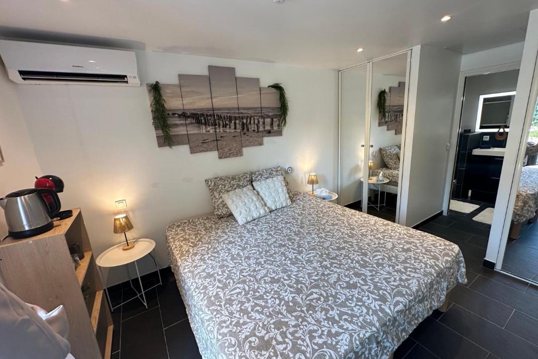 Photo of Bedroom in Pegomas