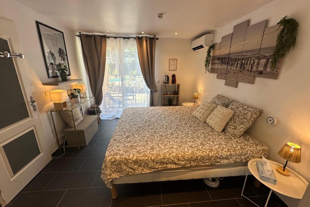 Photo of Bedroom in Pegomas