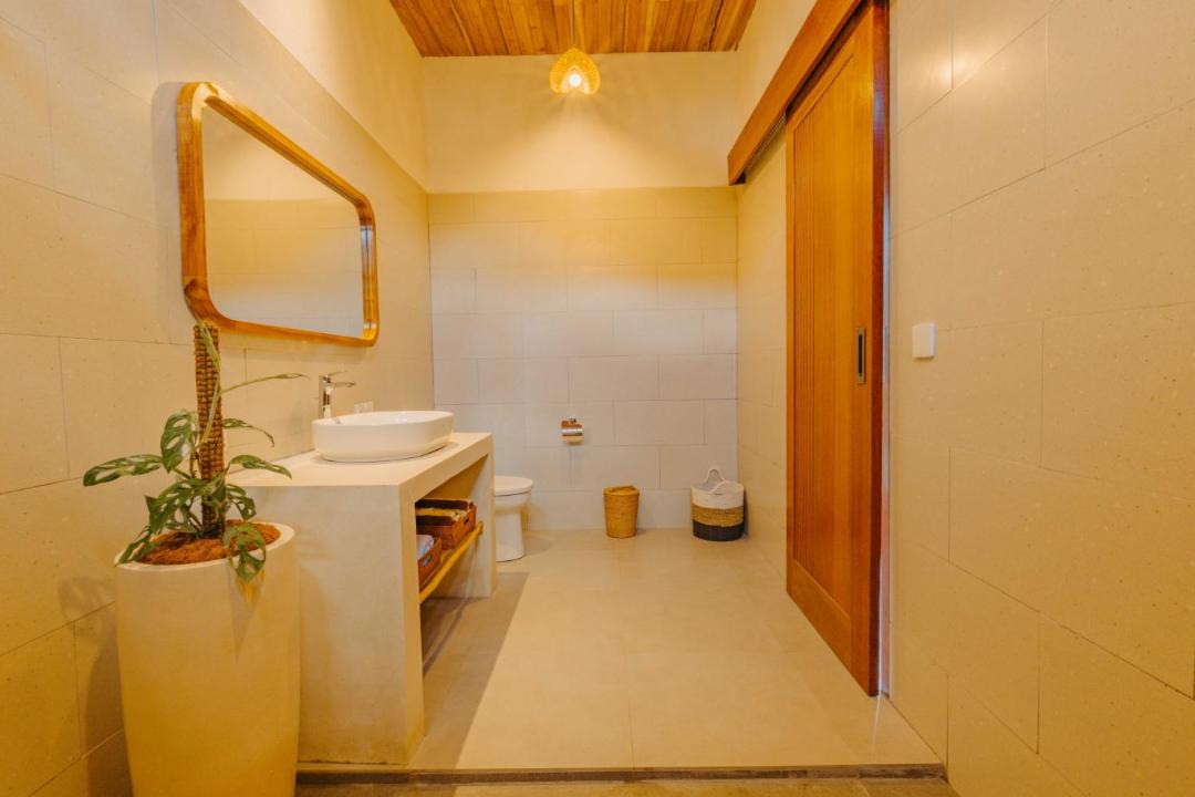 Photo of Bathroom in Jungut Batu