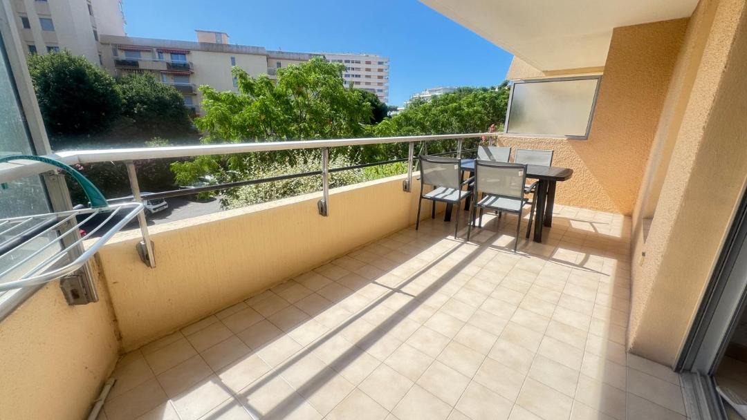 Photo of Patio Balcony in Frejus Plage