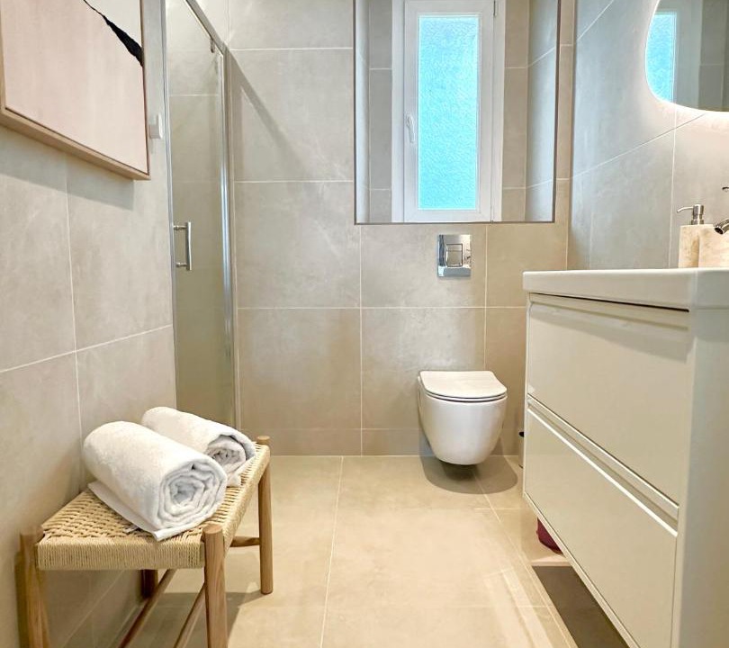 Photo of Bathroom in Espero-Pax