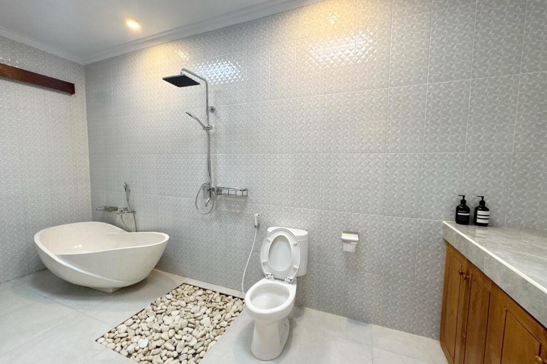 Photo of Bathroom in Kedewatan