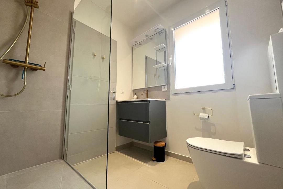 Photo of Bathroom in Bagnols-en-Foret