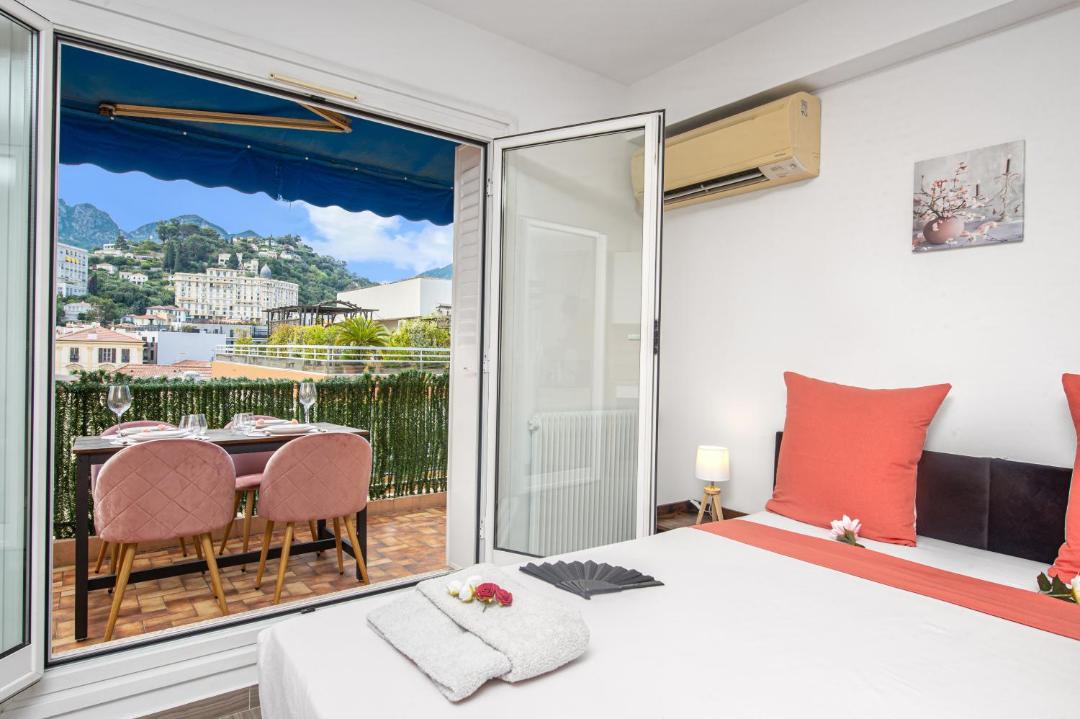 Photo of Others in Menton