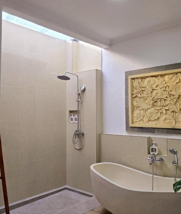 Photo of Bathroom in Kalibukbuk