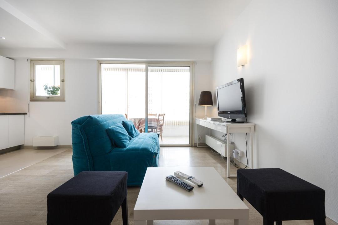 Photo of Livingroom in Cannes Old Town