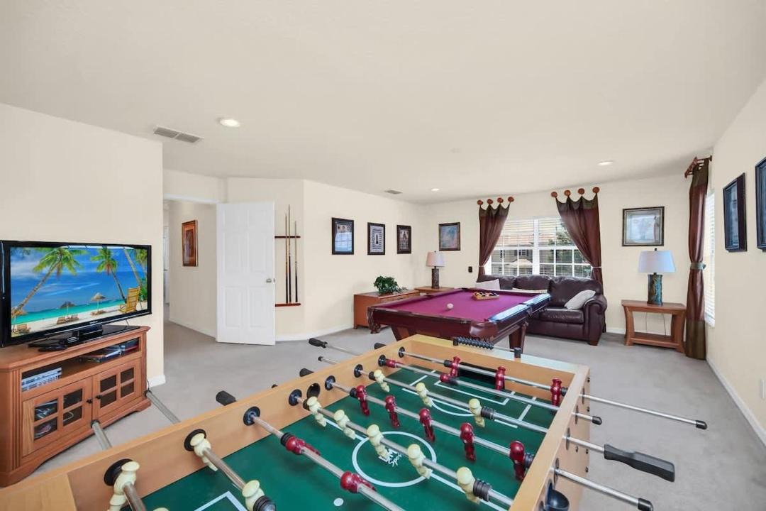 Photo of Livingroom in Cypress Pointe