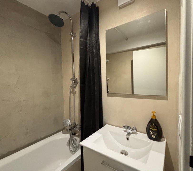 Photo of Bathroom in Vallauris