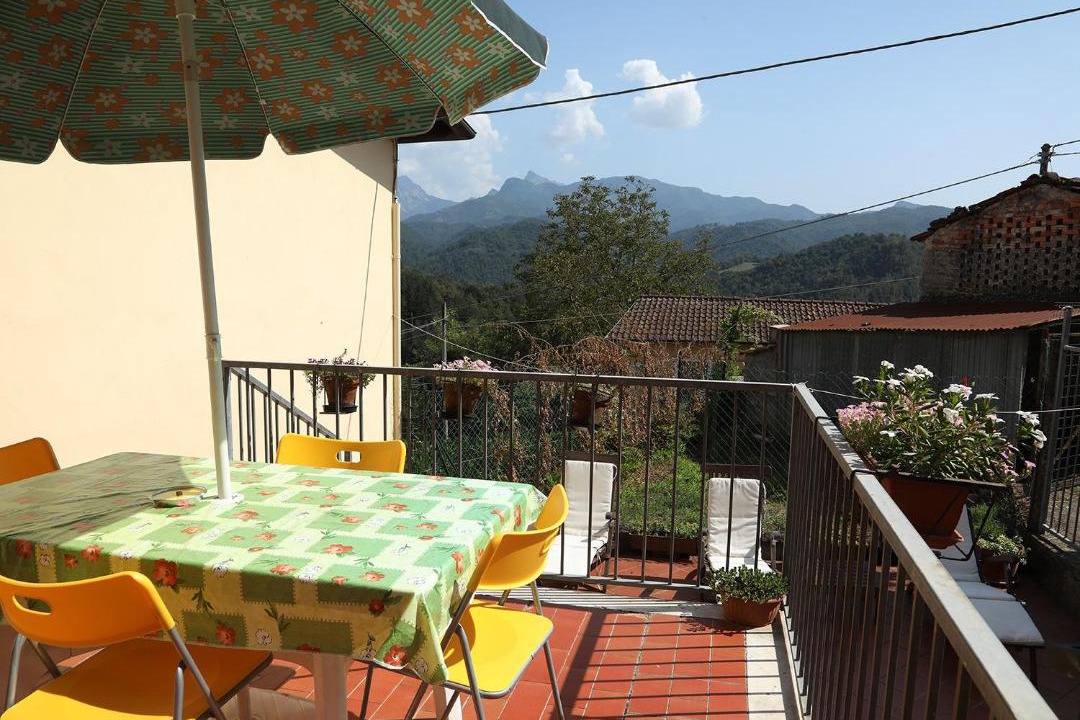 Photo of Patio Balcony in San Terenzo Monti