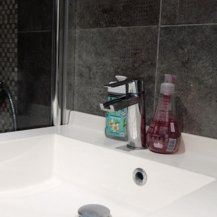 Photo of Bathroom in Contes