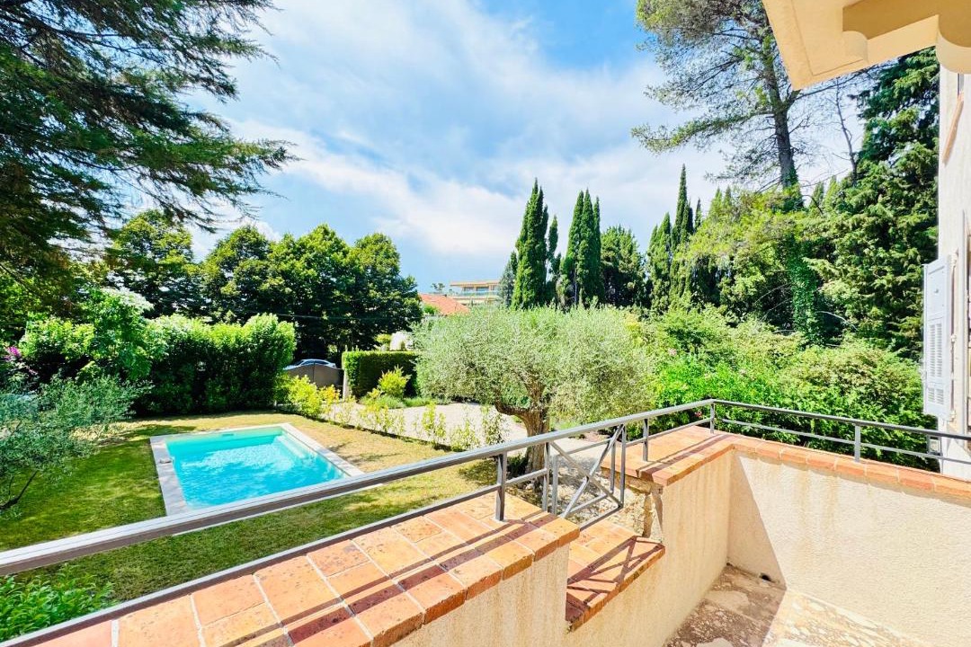 Photo of Patio Balcony in Le Cannet