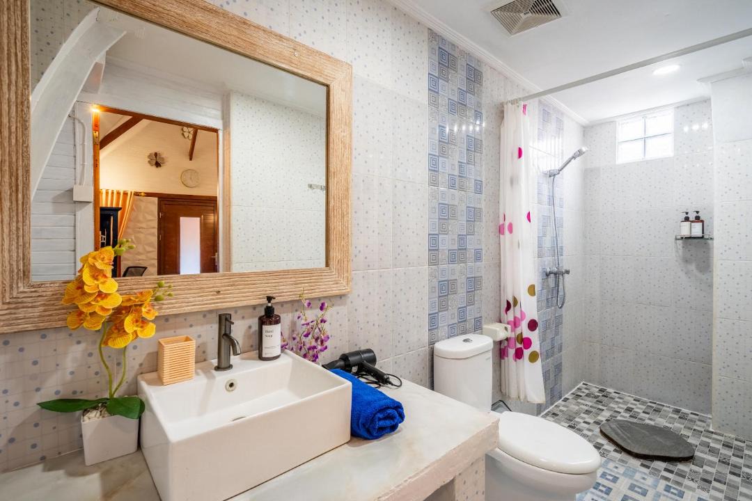 Photo of Bathroom in Padonan