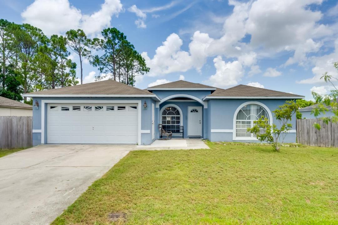 Photo of Others in Poinciana