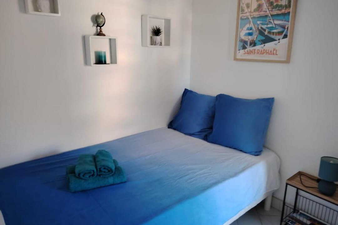 Photo of Bedroom in Frejus Plage