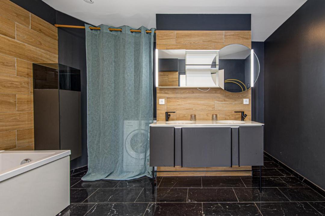 Photo of Bathroom in Beausoleil