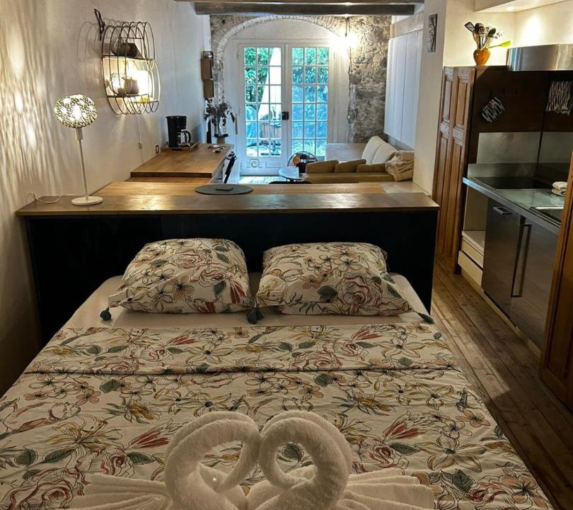 Photo of Bedroom in Bastide Giraud