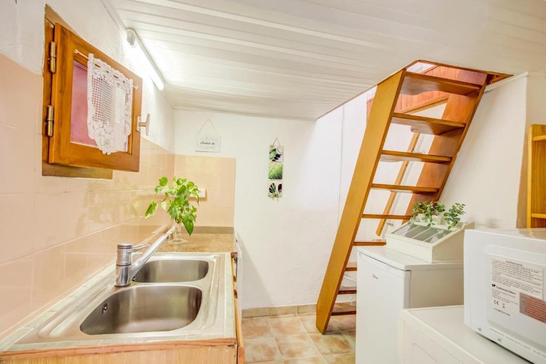 Photo of Kitchen in Berre-des-Alpes