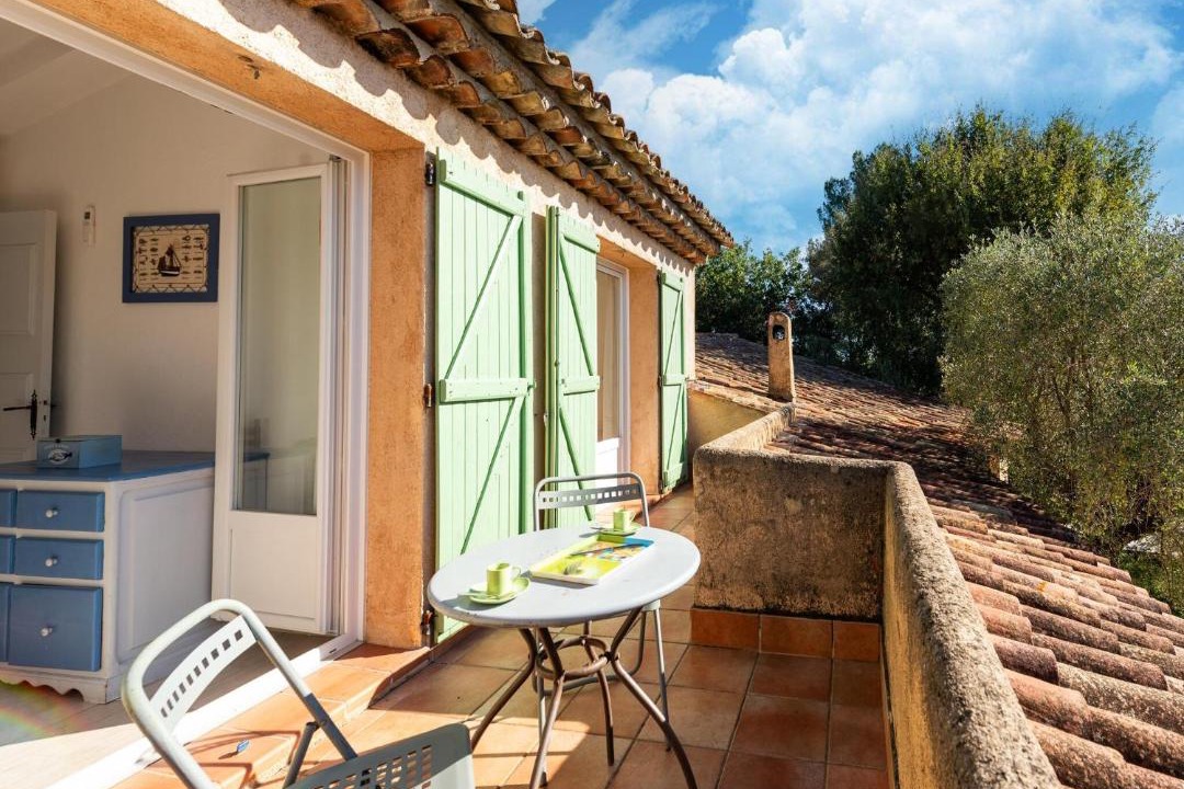 Photo of Patio Balcony in Mouans-Sartoux