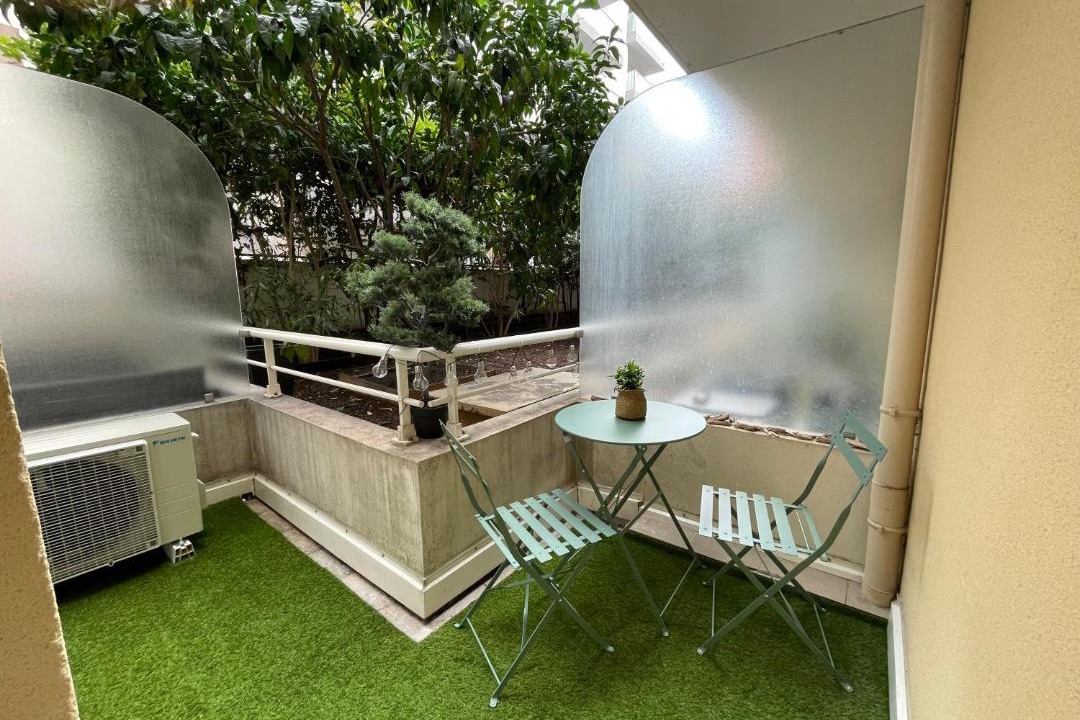 Photo of Patio Balcony in Saint-Roch