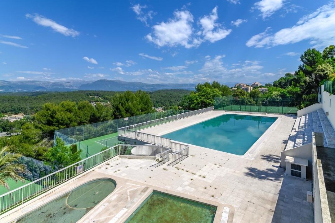 Photo of Others in Mougins