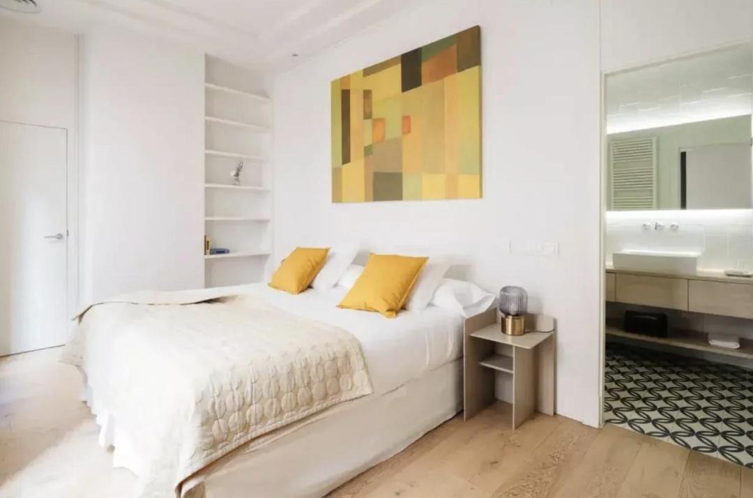 Photo of Bedroom in Carre d'Or