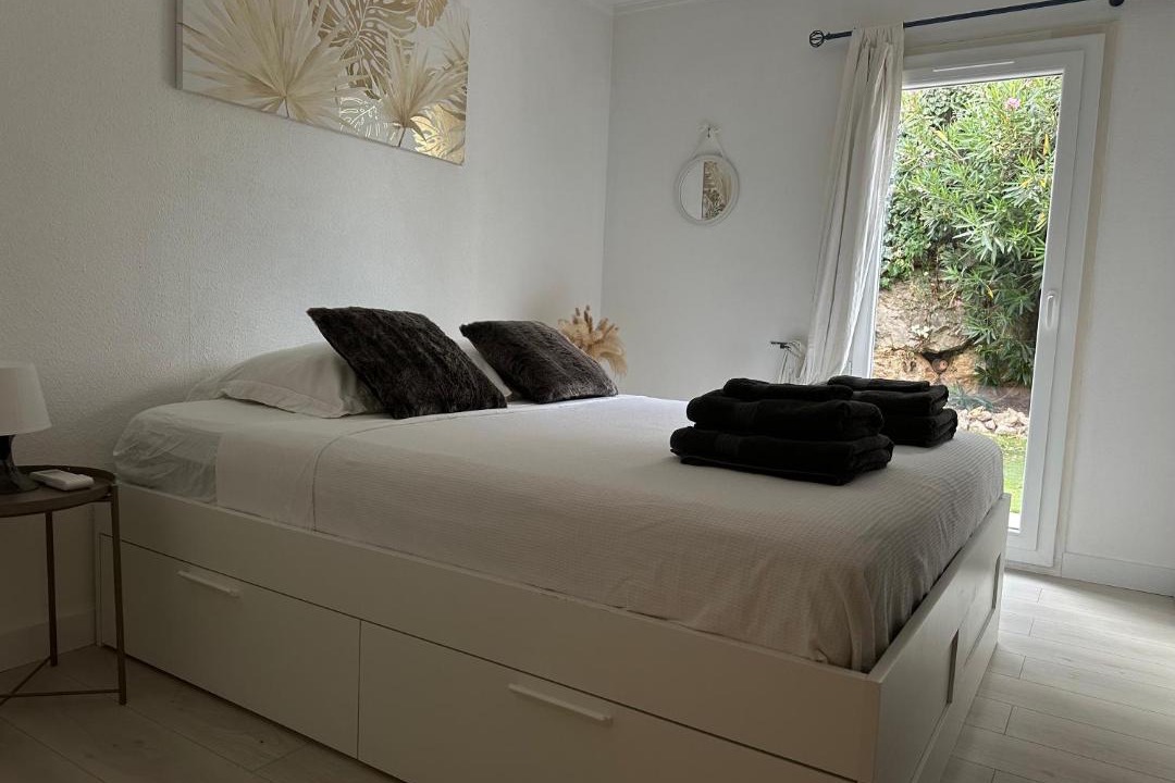Photo of Bedroom in Villeneuve-Loubet