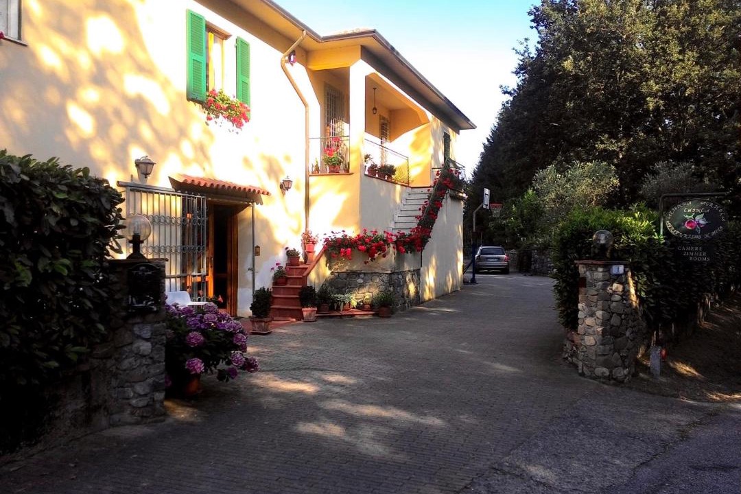 Photo of Others in San Terenzo Monti