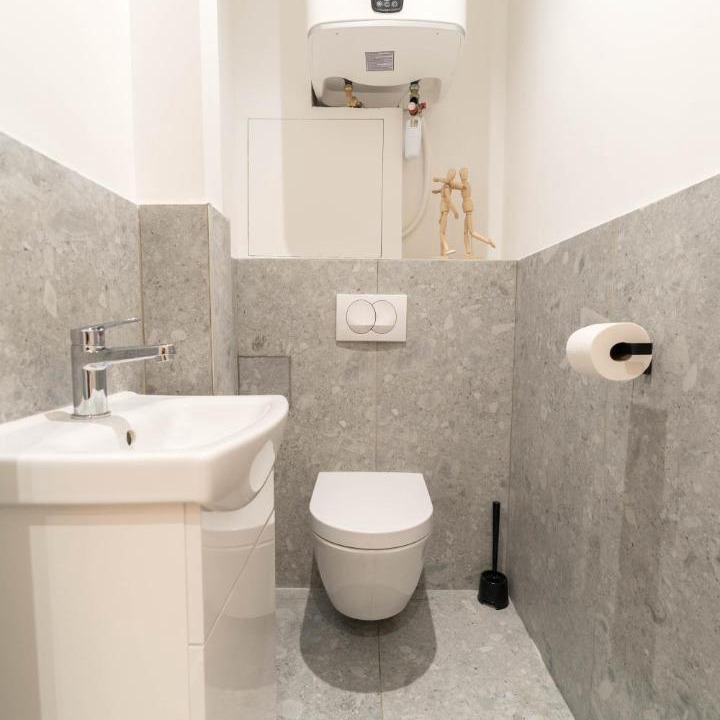 Photo of Bathroom in Vernier