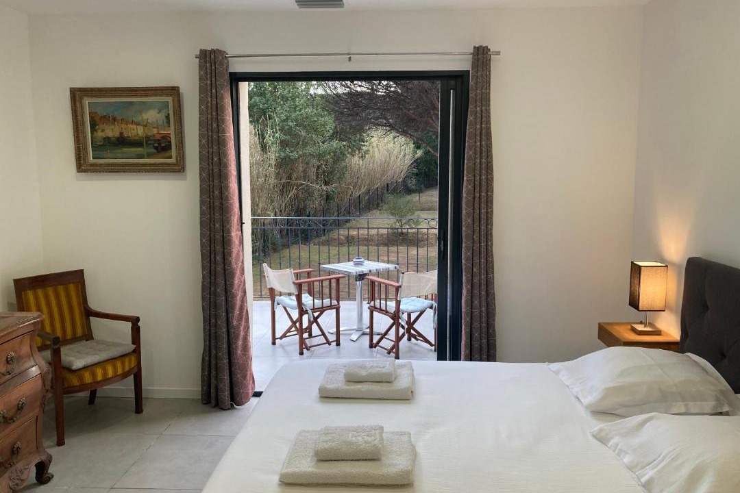 Photo of Bedroom in Saint-Tropez