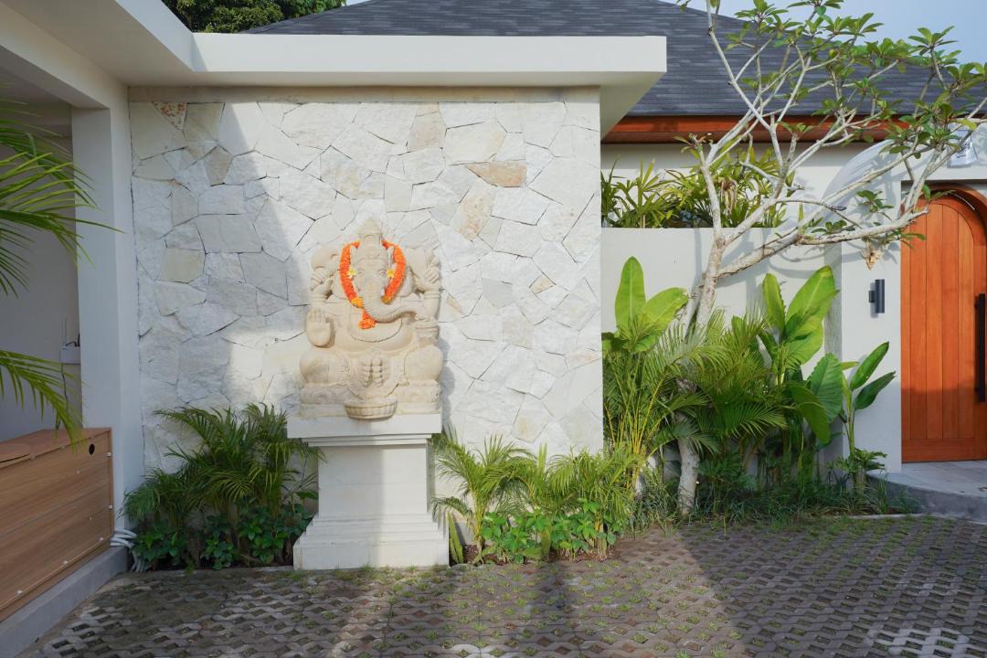 Photo of Others in Kedewatan