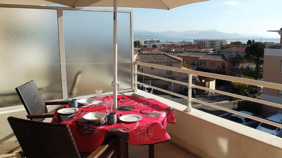 Photo of Patio Balcony in Plaine de la Brague