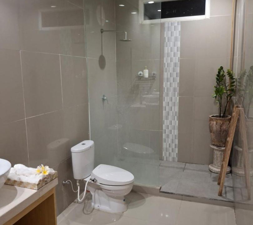 Photo of Bathroom in Umeanyar