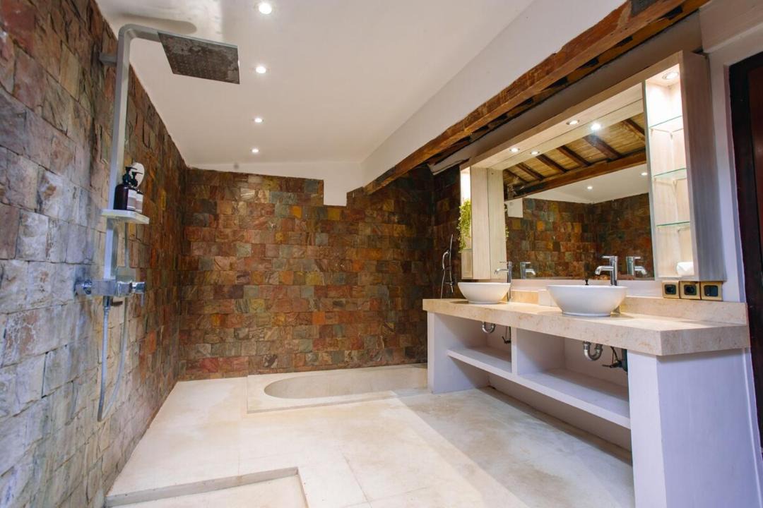 Photo of Bathroom in Beraban