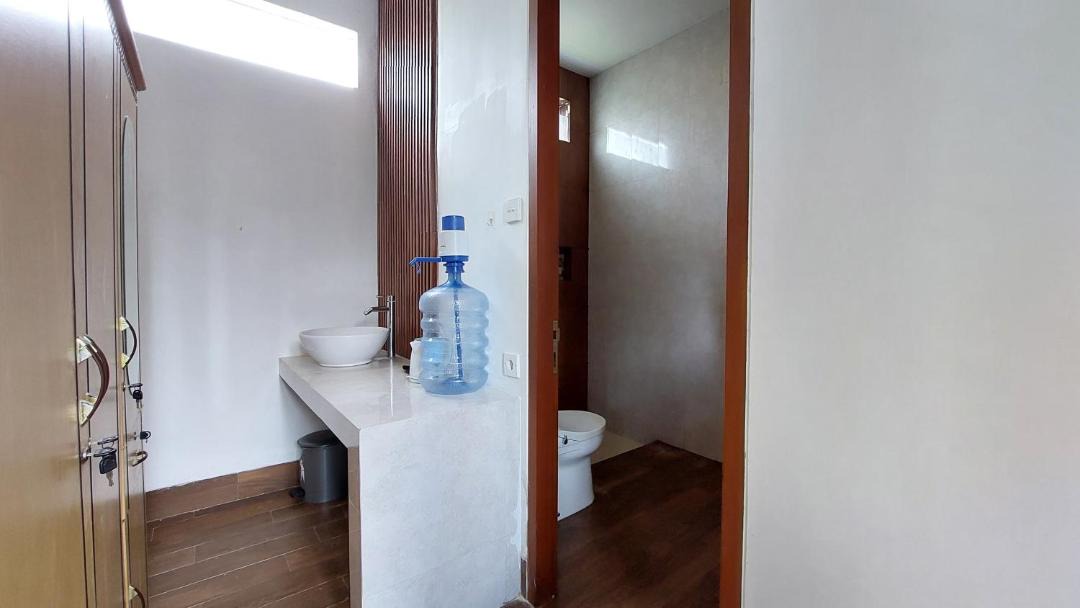 Photo of Bathroom in Kedewatan