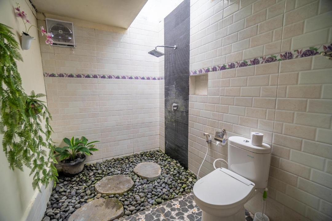 Photo of Bathroom in Kedewatan